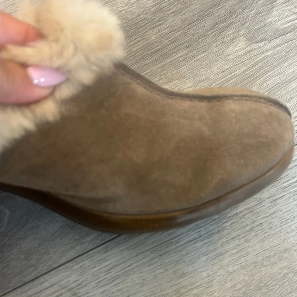 Women's Tan Suede Ankle Clogs Mule Boots with Real Fox Fur Trim